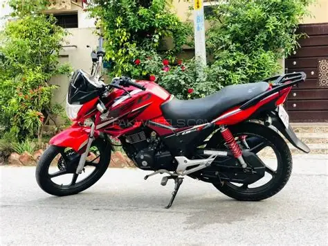 Honda CB150F
